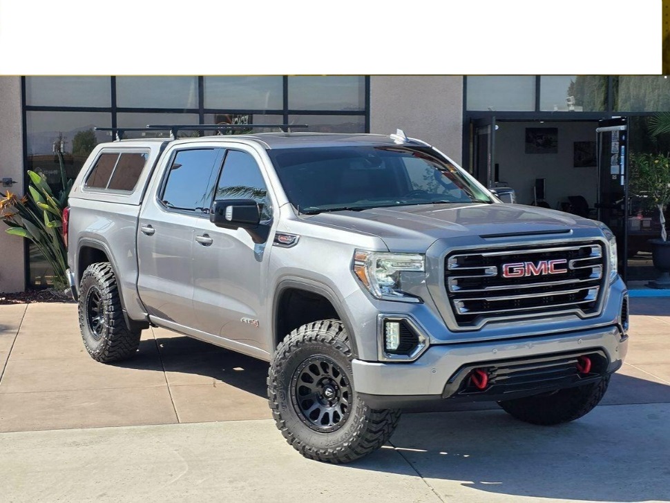 2020 GMC Sierra 1500 AT4's photo