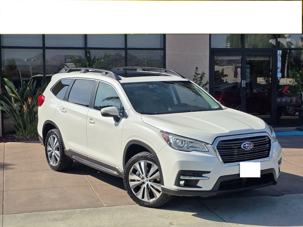 2022 Subaru Ascent Limited's photo