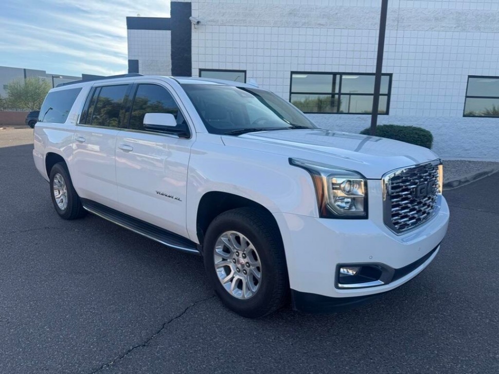 2020 GMC Yukon SLT's photo