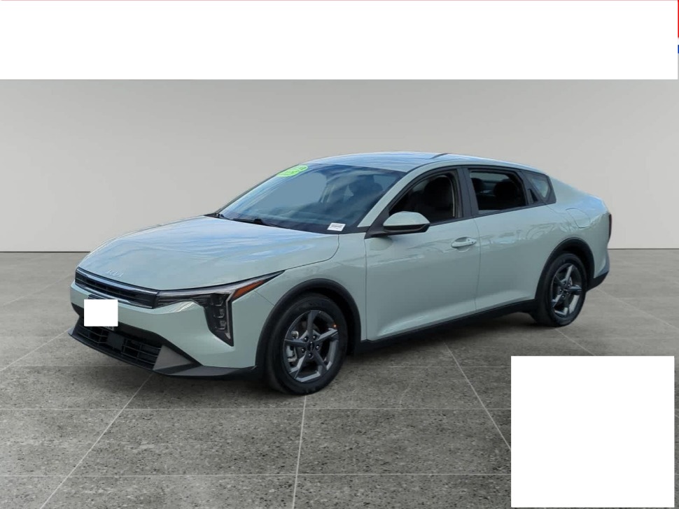 2025 Kia K4 LXS's photo