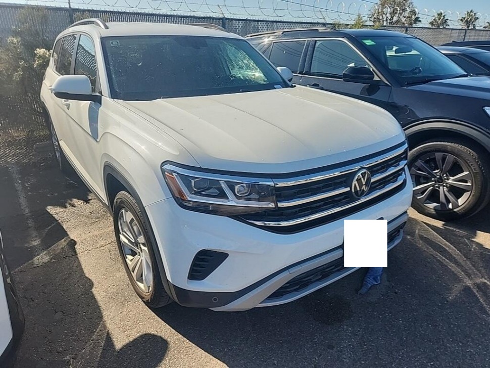 2022 Volkswagen Atlas SE w/Tech's photo