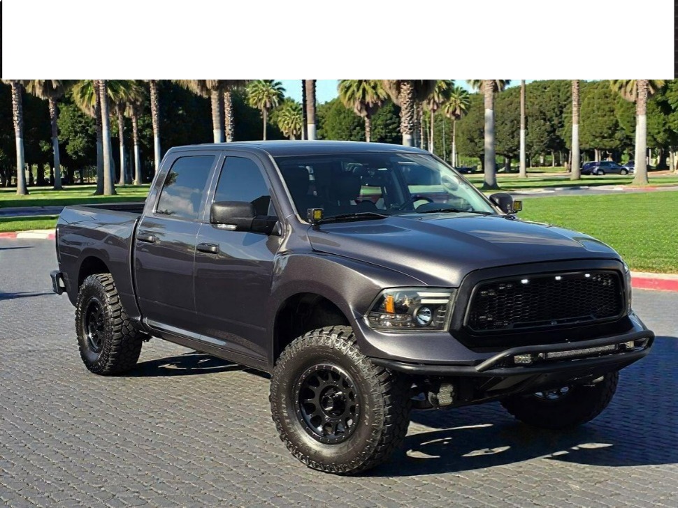 2017 RAM Ram 1500 Pickup Laramie's photo
