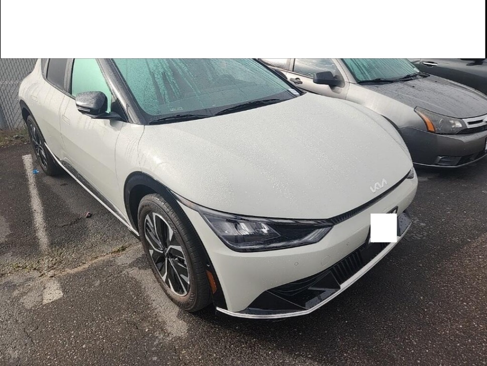 2024 Kia EV6 Wind's photo