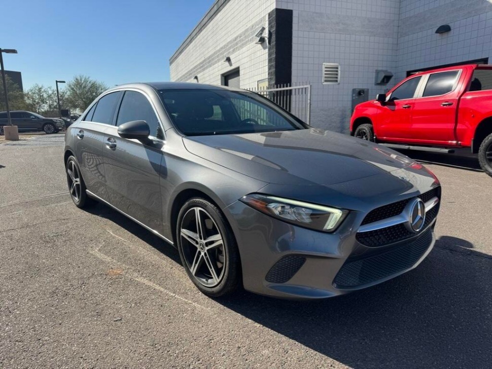 2020 Mercedes-Benz A-Class A220's photo